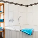 Semesterbostad Moewennest Zingst